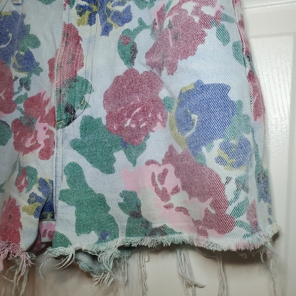 CITIZENS OF HUMANITY Kristen High Rise Shorts denim  FLORAL Sz 26 - Picture 4 of 12